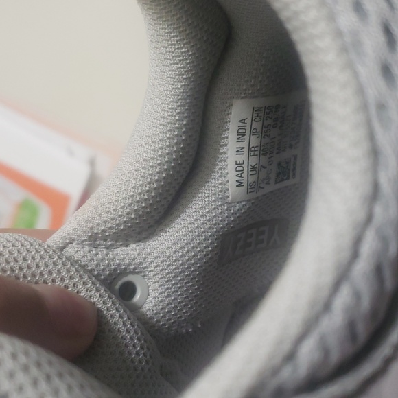 Adidas Yeezy Boost 700 Sneakers - Picture 7 of 10